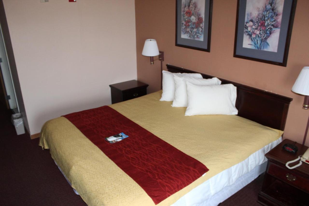 Super 8 By Wyndham Chenoa Hotel Kültér fotó